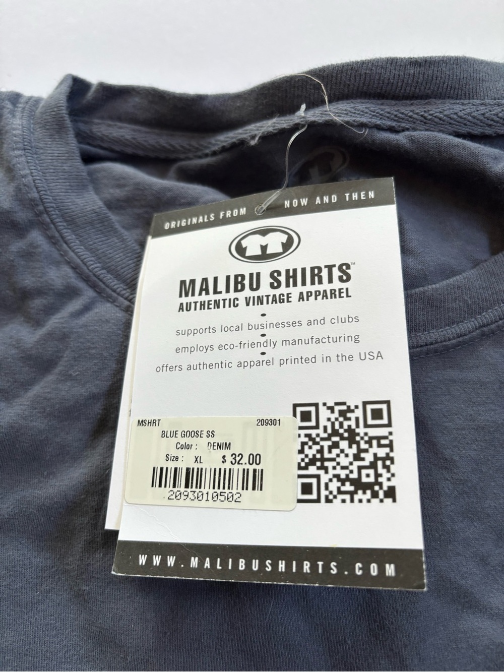 Blue Goose Honolulu Retro T-Shirt - Picture 3 of 5